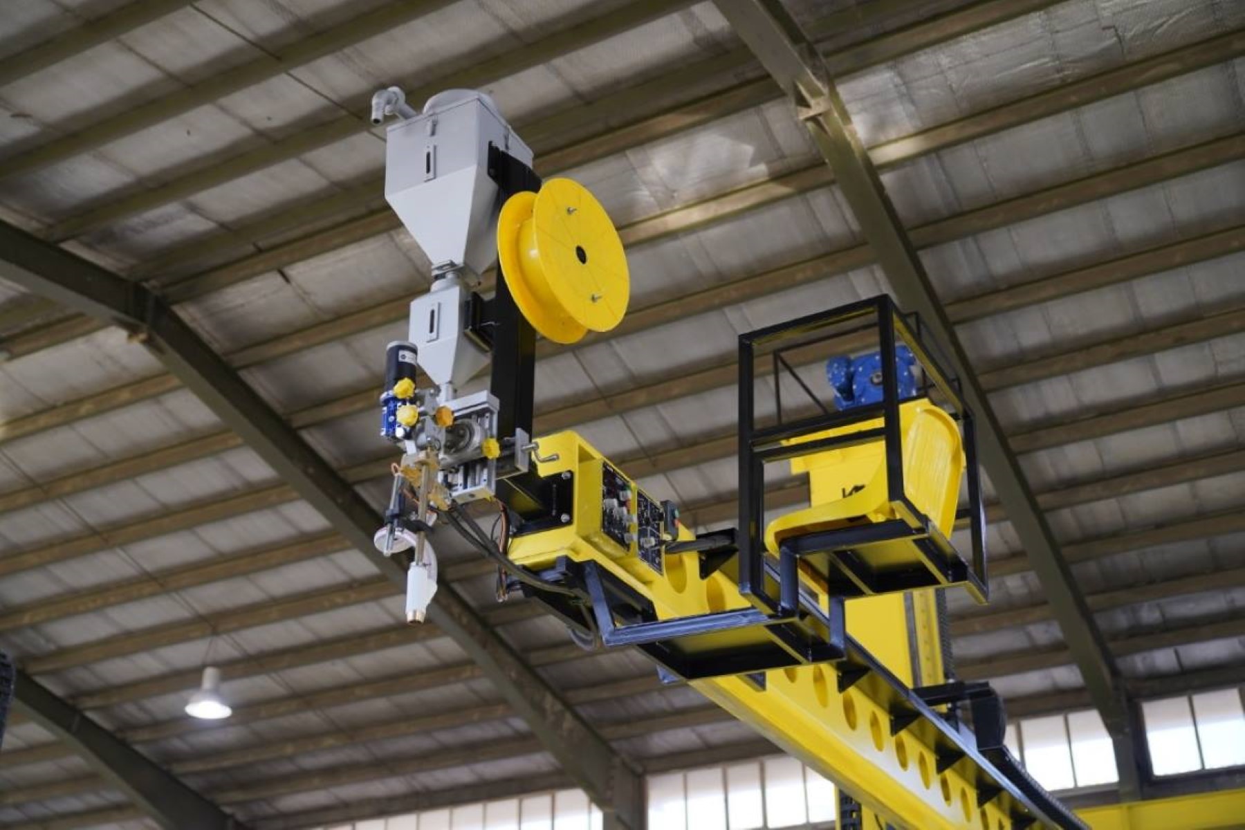 بوم و ستون جوشکاری