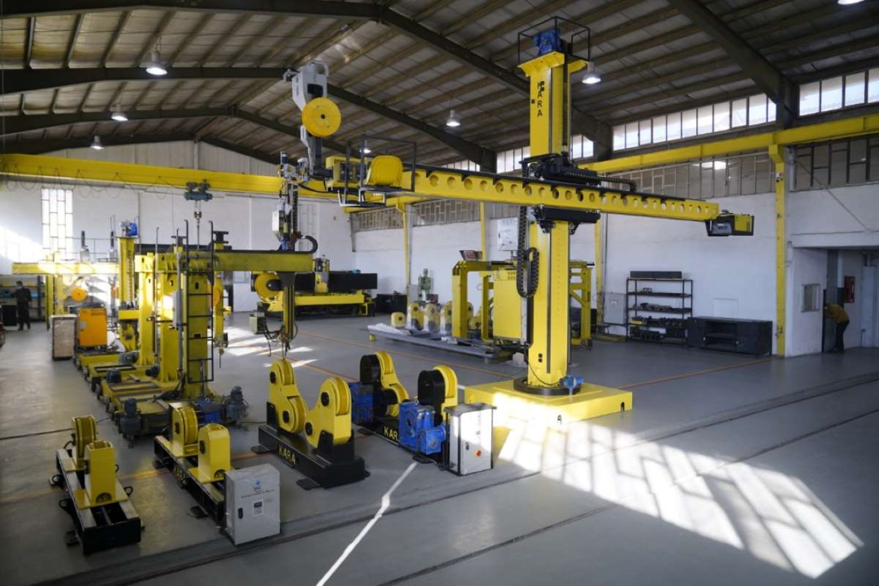 بوم و ستون جوشکاری کارا