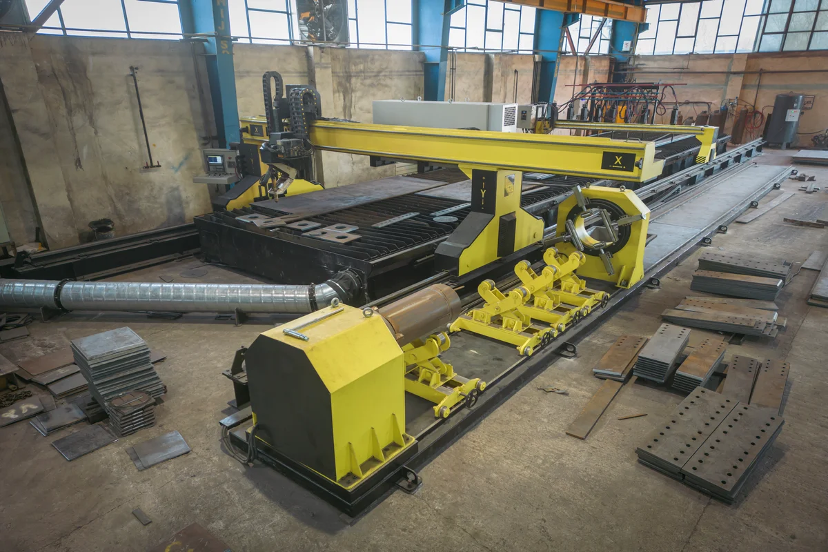 دستگاه برش سی ان سی کارا 2.5*6