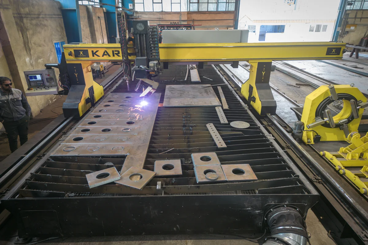 دستگاه برش سی ان سی کارا 2.5*6